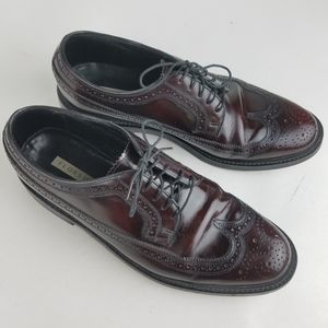 Florsheim U.S. 8.5 Burgandy Wing Tip Stratfords